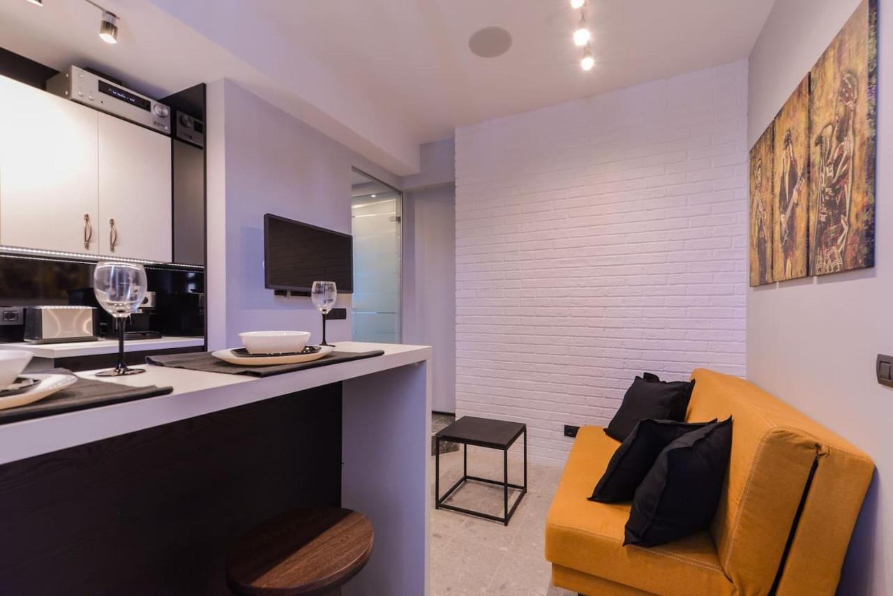 Sofia Dream Apartments - Rock'N'Roll One Bedroom By Flat Mаnager Exterior foto
