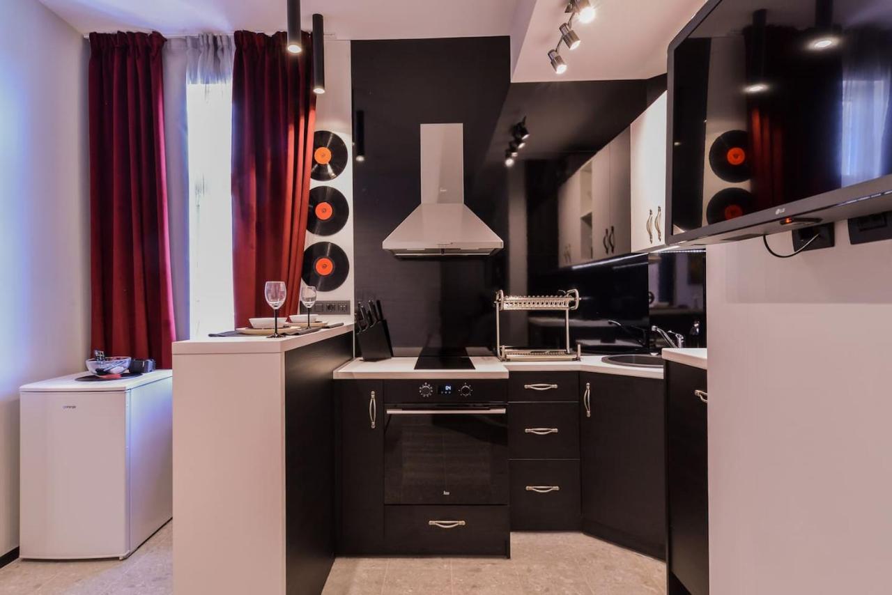 Sofia Dream Apartments - Rock'N'Roll One Bedroom By Flat Mаnager Exterior foto